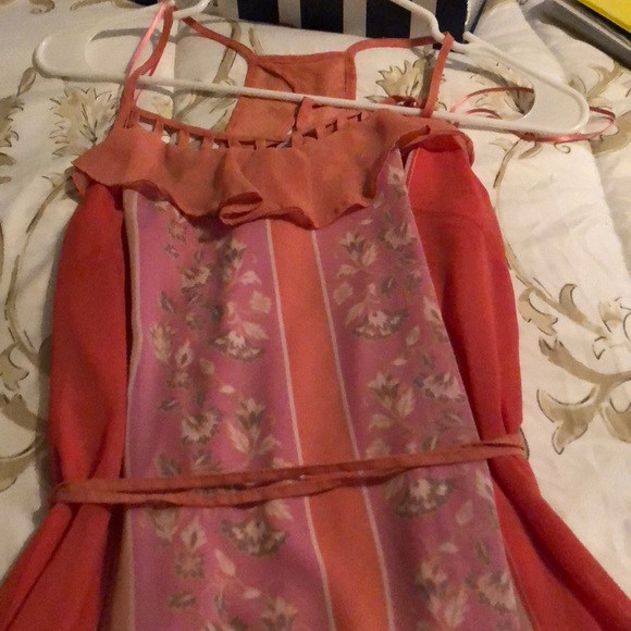 Dress - Picture 2 of 2